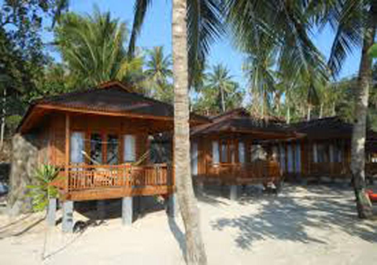 30sqm 1 bedroom, 1 bathroom Bangalô in Pulau Bangka Totohe Exterior foto